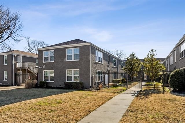 4402 Swiss Avenue - Photo 1