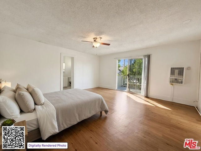 1238 W Adams Boulevard - Photo 1