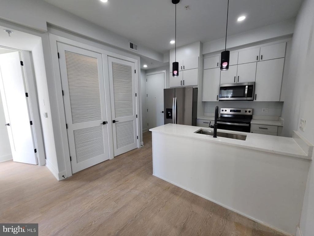4905 Georgia Avenue Nw - Photo 1