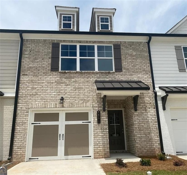 5350 Fox Den Road - Photo 1