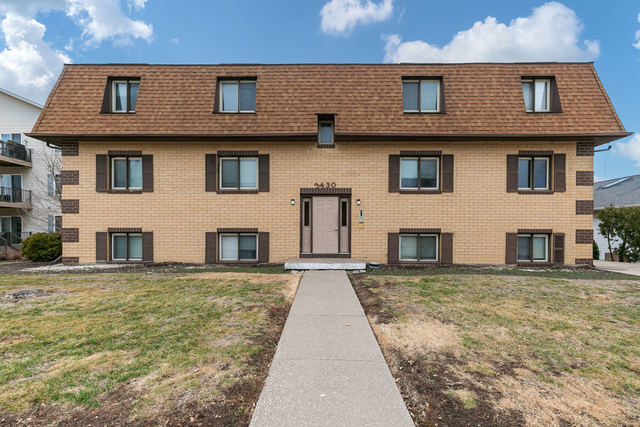 3430 Holiday Court - Photo 1