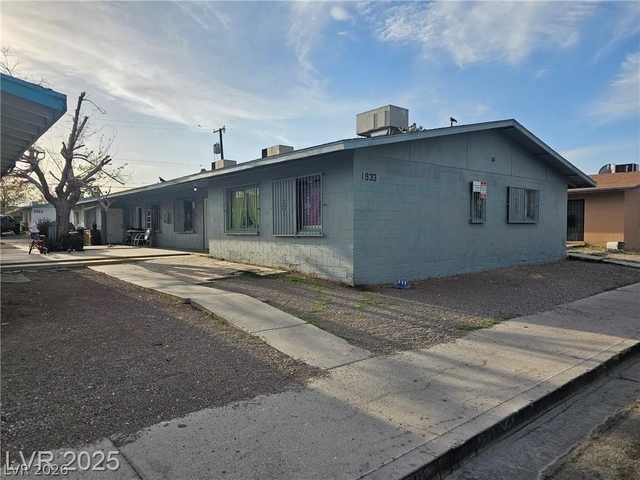 1933 Alwill Street - Photo 1
