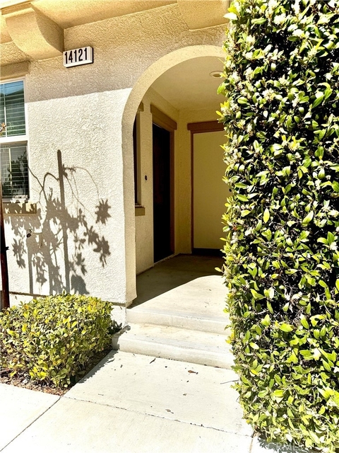 14121 W Oak Lane - Photo 1