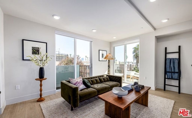 707 S Berendo Street - Photo 1