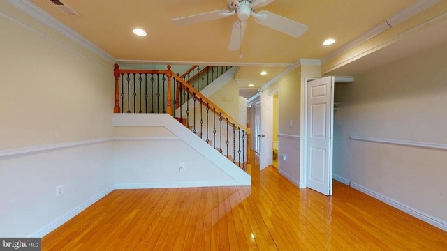 615 16th Street Ne - Photo 1