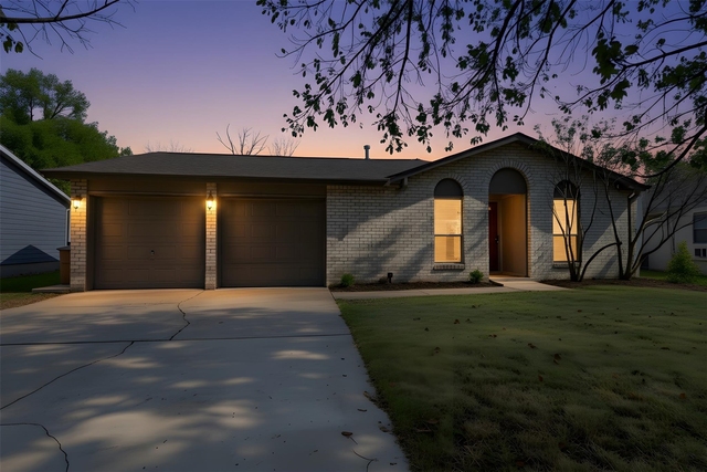 7203 Barnsdale Way - Photo 1