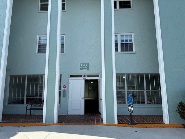 1706 Belleair Forest Drive - Photo 1