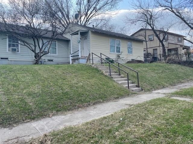 2327 Wagner Avenue - Photo 1
