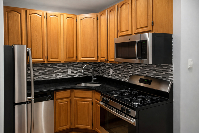 Ralph Avenue - Photo 1