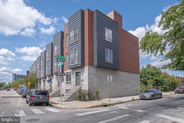 601 Poplar Street - Photo 1
