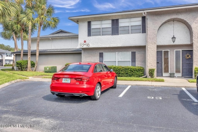695 A1a - Photo 1