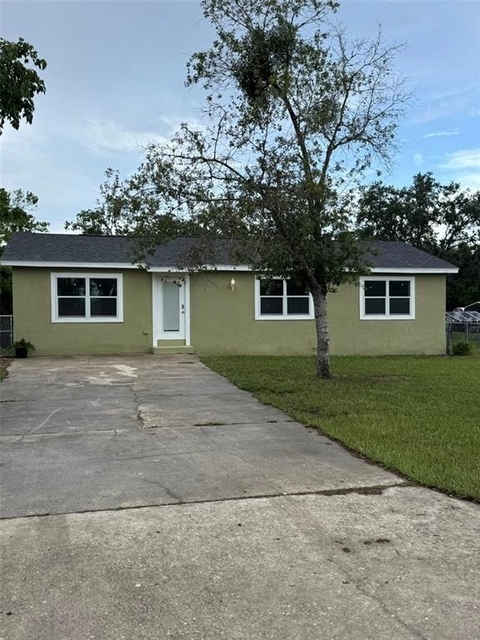 2549 Olive Avenue - Photo 1