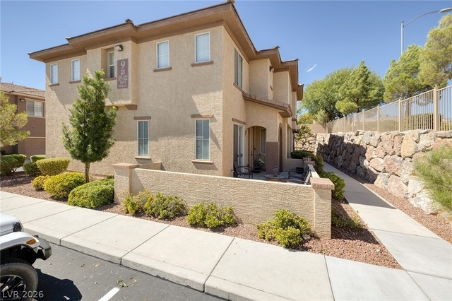 3975 Palm Beach Street - Photo 1