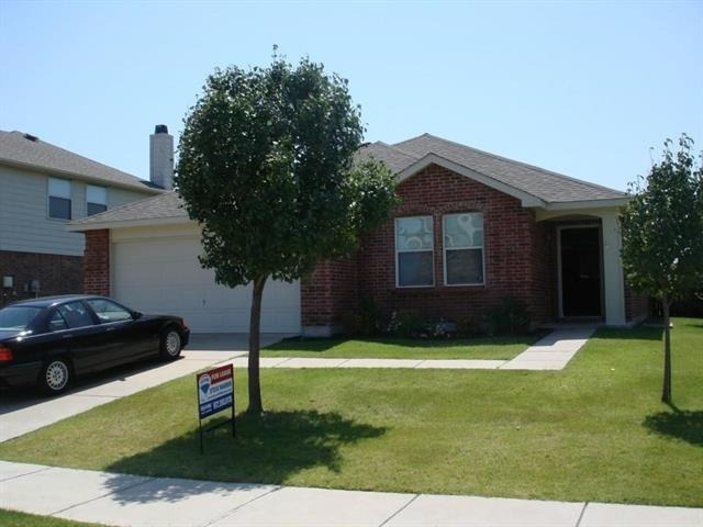 721 Pickwick Lane - Photo 1