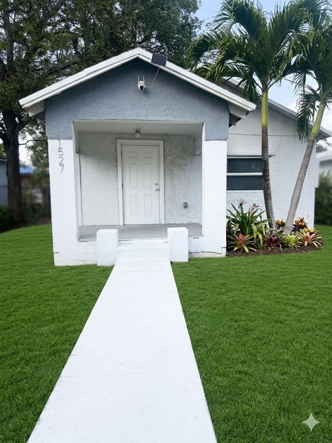 1527 Nw 63rd Street - Photo 1