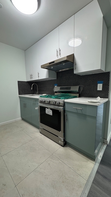 7910 4th Avenue Brookyln Ny - Photo 1