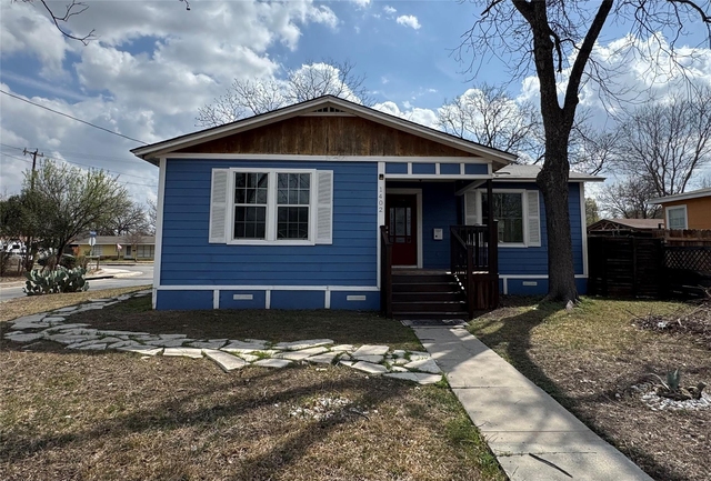 1402 Mardell St - Photo 1