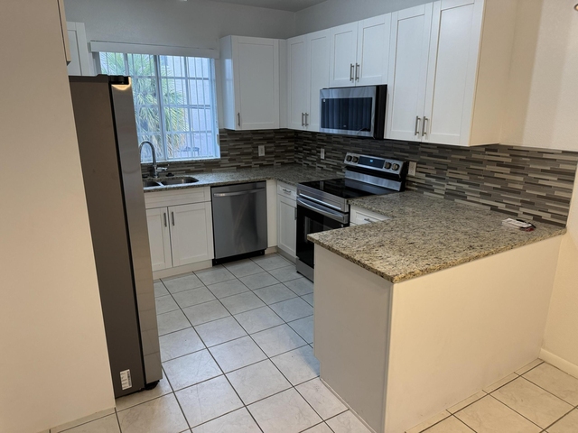 2010 Taylor Street - Photo 1