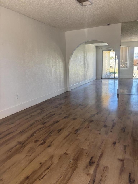 83632 Manzanita Ave Avenue - Photo 1