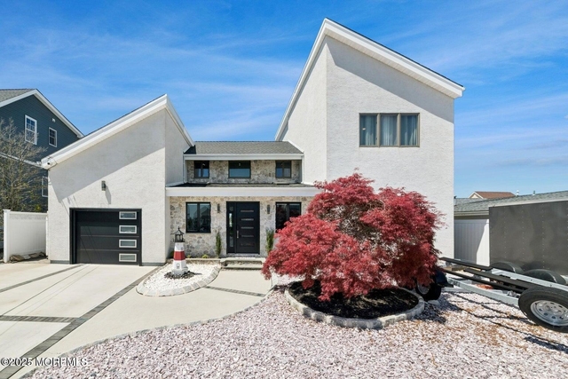 385 Aldo Drive - Photo 1