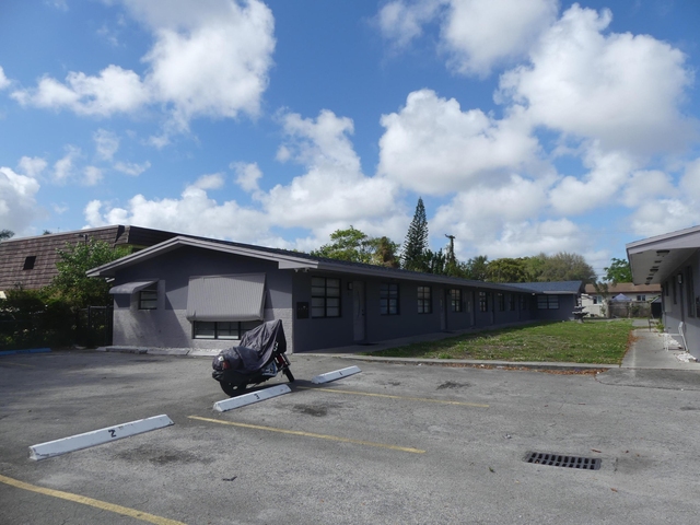 2247 Taylor Street - Photo 1