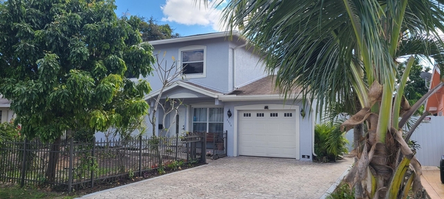 3374 Nw 64th Street - Photo 1