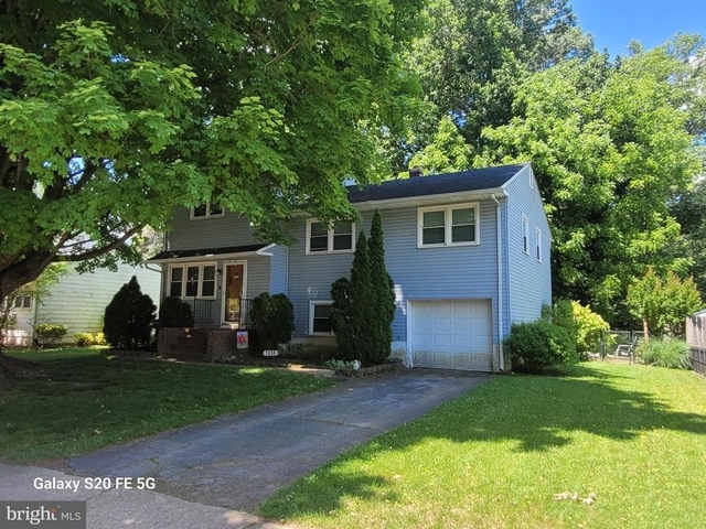 1036 Wagoner Drive - Photo 1