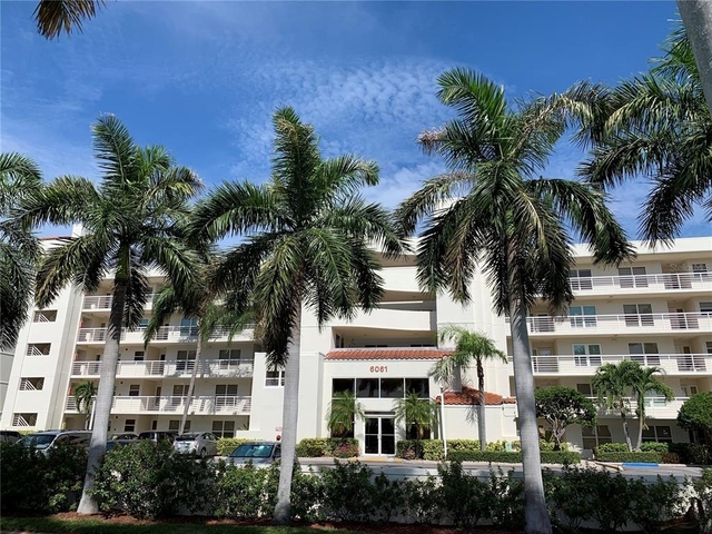 6061 Bahia Del Mar Circle - Photo 1