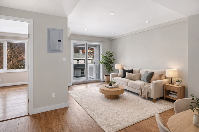190-11 Hillside Avenue - Photo 1