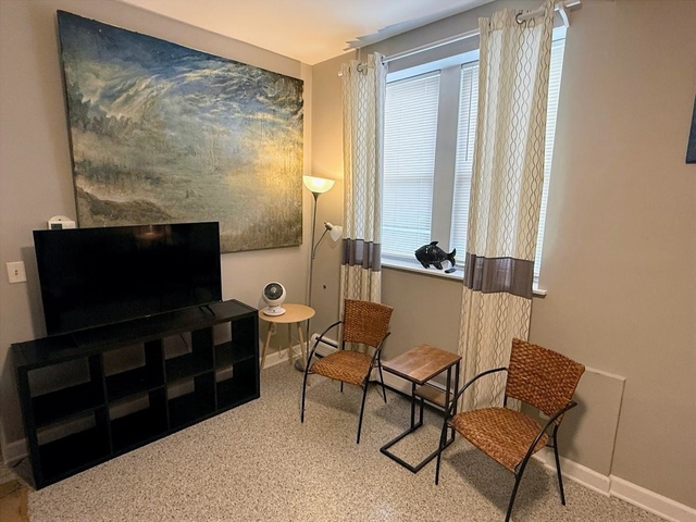 6010 W Seminole Street - Photo 1