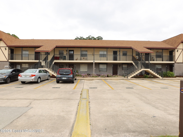 3147 Sir Hamilton Circle - Photo 1