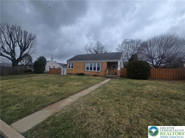 3129 Moravian Avenue - Photo 1