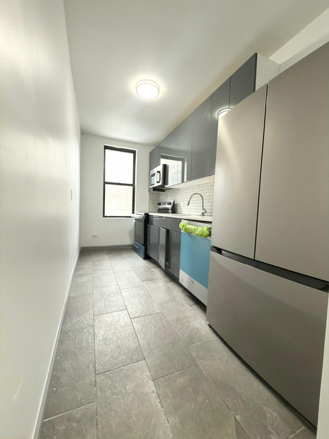 600 West 186th Street - Photo 1