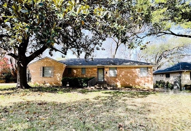 8715 Labron Avenue - Photo 1