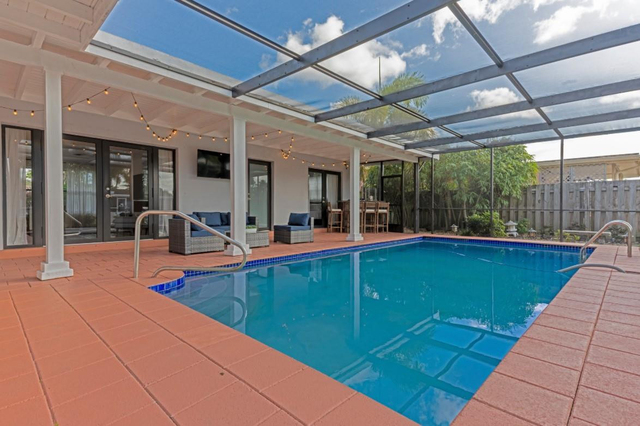 1311 Sw 56th Avenue - Photo 1