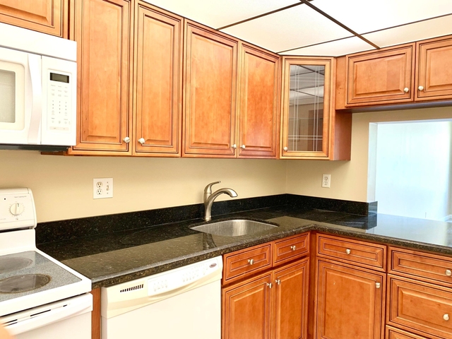 2312 S Cypress Bend Drive - Photo 1