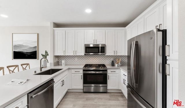 6280 W 3rd Street - Photo 1