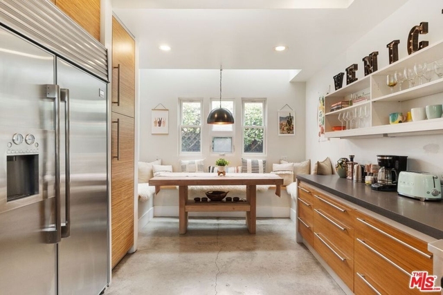 678 Broadway Street - Photo 1