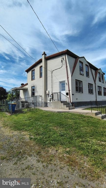 1000 Main Avenue - Photo 1