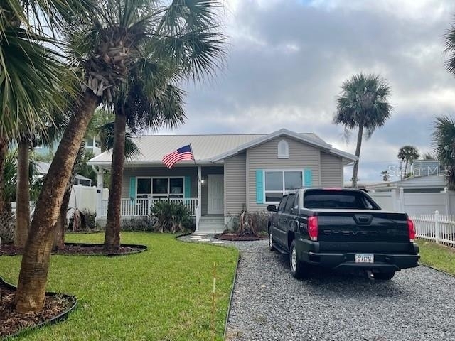 1907 S Daytona Avenue - Photo 1