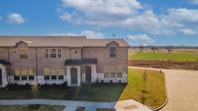 3201 Solana Circle - Photo 1