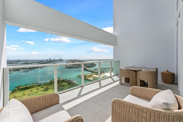 1040 Biscayne Boulevard - Photo 1