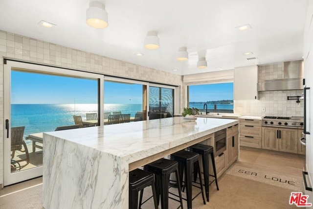 25302 Malibu Road - Photo 1