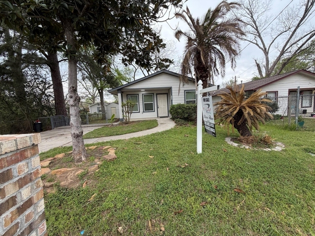 710 Avenue J Place - Photo 1