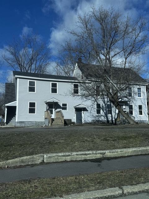 35 South - Photo 1