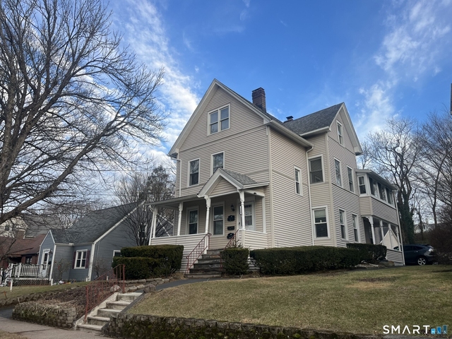 128 Whittlesey Avenue - Photo 1