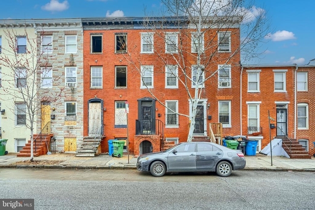 1138 W Lombard Street - Photo 1