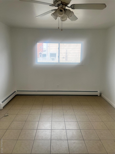 1411 Chandler Street - Photo 1