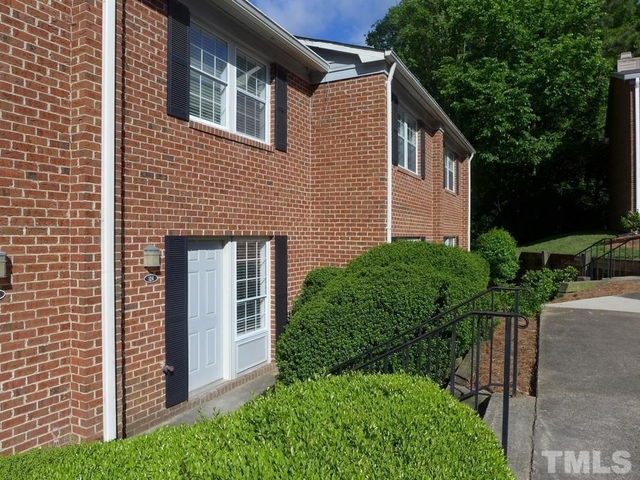124 Marlowe Court - Photo 1