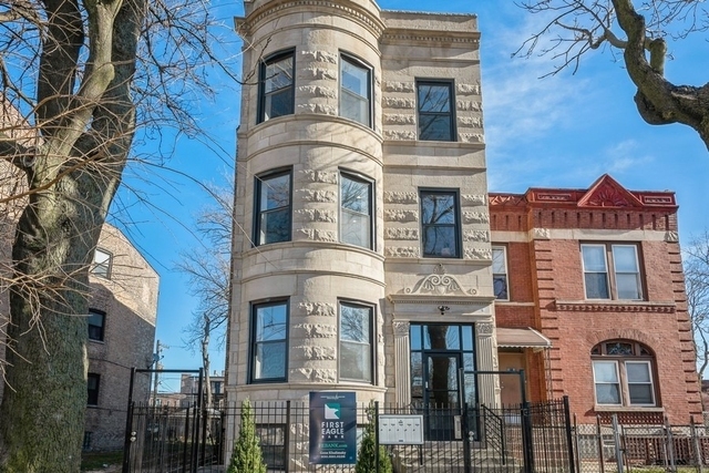 5021 S Indiana Avenue - Photo 1